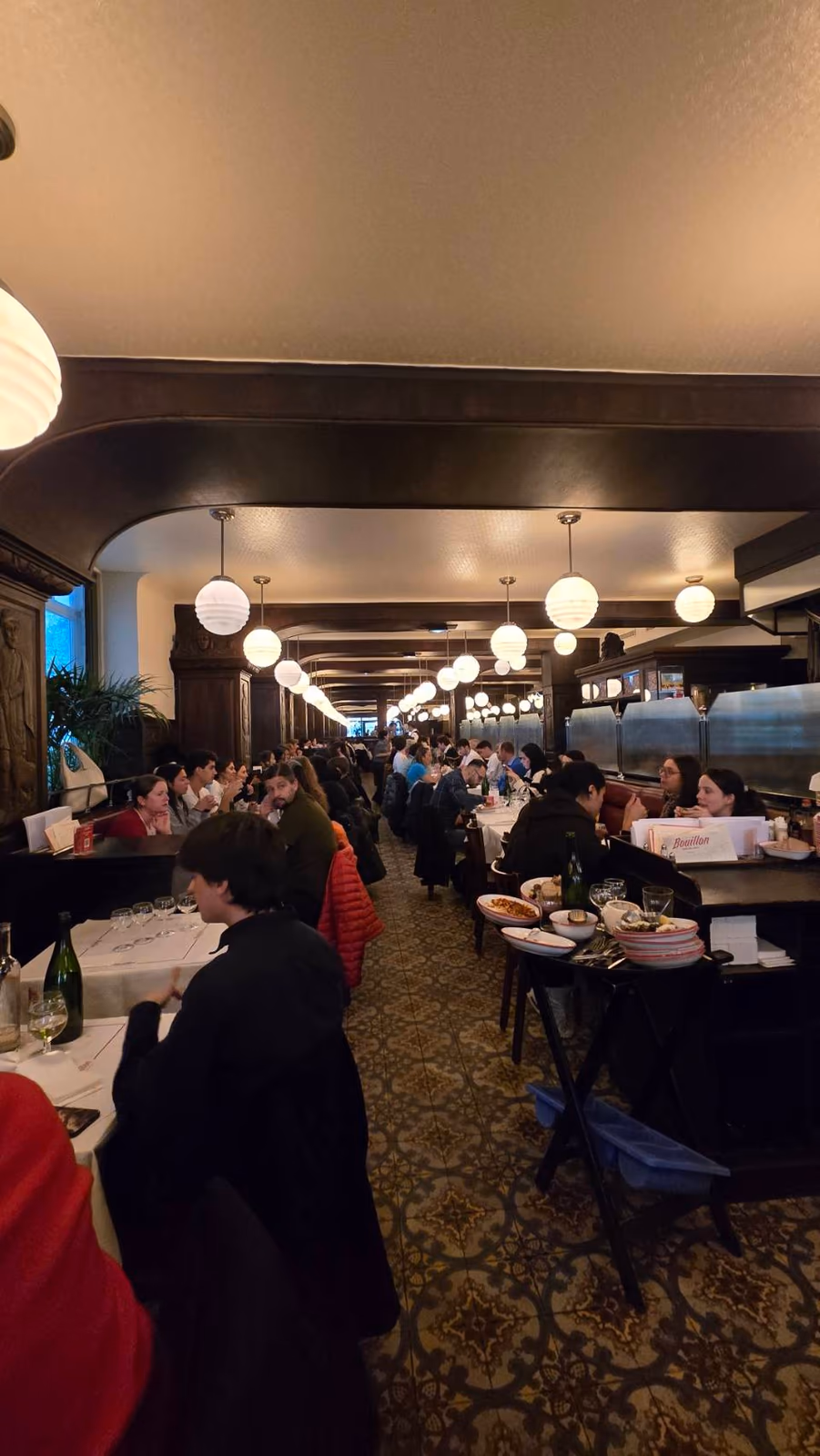 Bouillon République 的用餐空間
